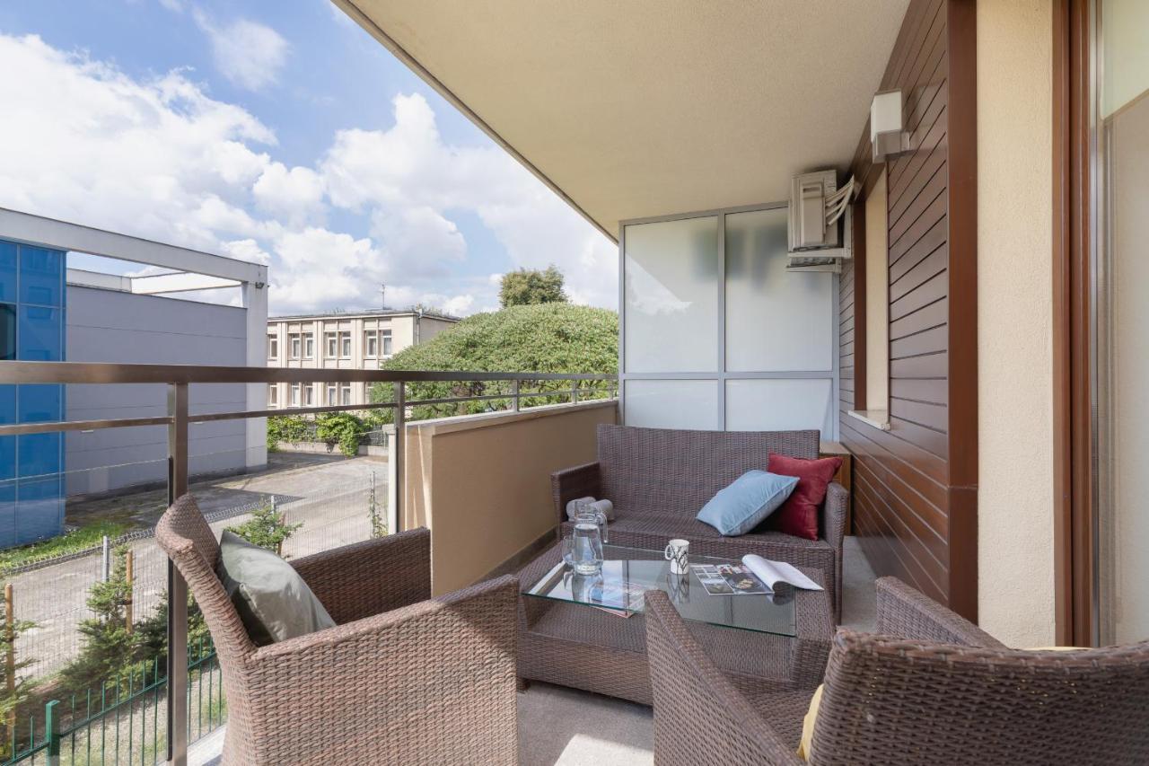 Krakow Blonia Apartment With Balcony By Noclegi Renters Exterior photo