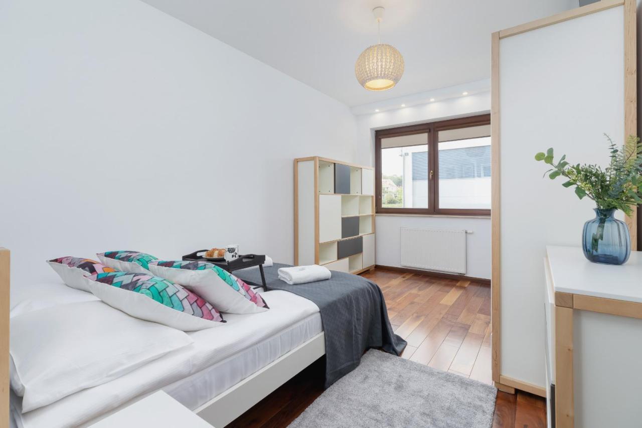 Krakow Blonia Apartment With Balcony By Noclegi Renters Exterior photo